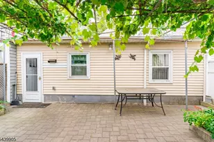 141 Walnut St, Newark, NJ 07105 - Photo 25