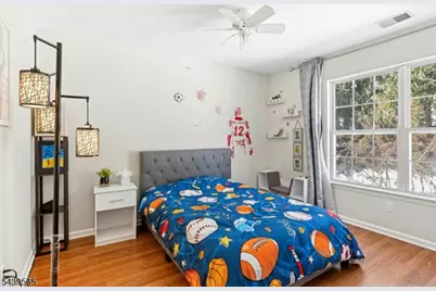 1028 Robin Ct, Green Brook Township, NJ 08812 - Photo 13