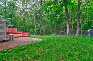 22 Karen Rd, Vernon, NJ 07422 - Photo 25