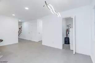 22 Karen Rd, Vernon, NJ 07422 - Photo 11