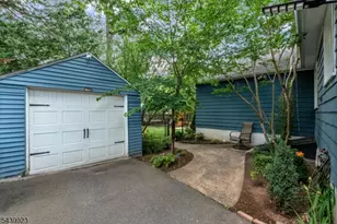 958 Leland Ave, Plainfield, NJ 07062 - Photo 3