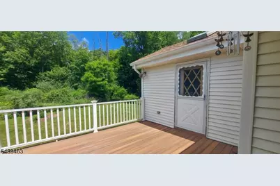 37 Fairview Ave, Hamburg, NJ 07419 - Photo 3