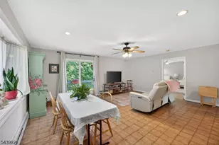 109 Carlson Pkwy, Cedar Grove, NJ 07009 - Photo 11