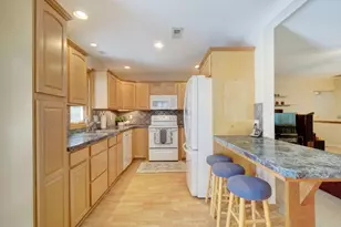 101 Idlewild Rd, Edison, NJ 08817 - Photo 17