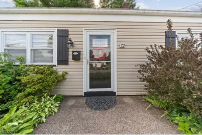 72 Robertson Ave, Hawthorne, NJ 07506 - Photo 3