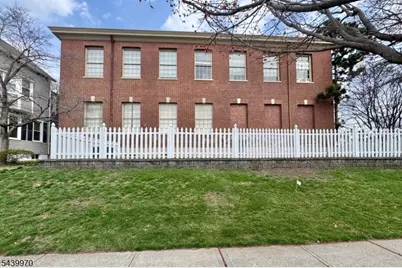 46 Park St, Montclair, NJ 07042 - Photo 3