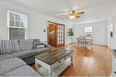 1312 Dewitt Ter, Linden, NJ 07036 - Photo 9
