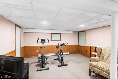 60 Park Rd, Parsippany, NJ 07054 - Photo 37