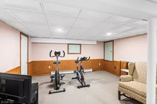 60 Park Rd, Parsippany, NJ 07054 - Photo 37