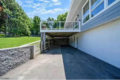 128 Beverly Rd, Fairfield, NJ 07004 - Photo 7