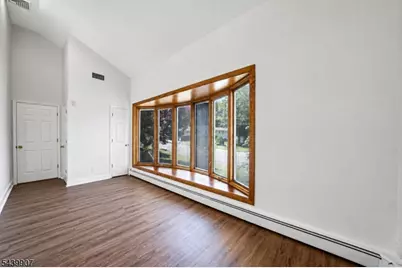128 Beverly Rd, Fairfield, NJ 07004 - Photo 31