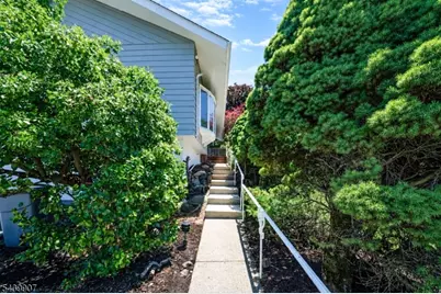 128 Beverly Rd, Fairfield, NJ 07004 - Photo 5