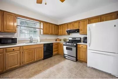 11 Pine Blvd, Hanover Township, NJ 07927 - Photo 13