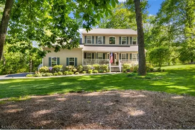 7 Lighthouse Cir, Jefferson Township, NJ 07849 - Photo 1