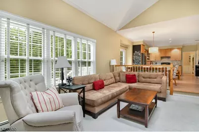 7 Lighthouse Cir, Jefferson Township, NJ 07849 - Photo 17