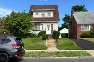27 E Gibbons St, Linden, NJ 07036 - Photo 1