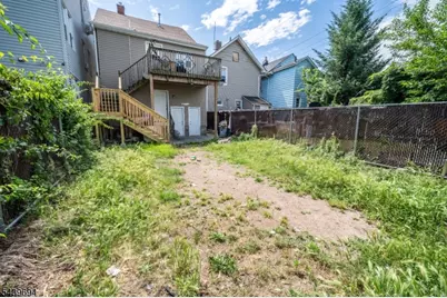 62 Highland St, Paterson, NJ 07524 - Photo 21