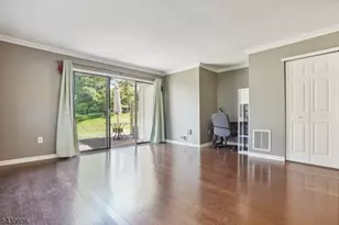 96 Baldwin Ct, Bernards Township, NJ 07920 - Photo 7