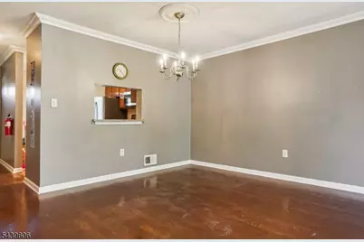 96 Baldwin Ct, Bernards Township, NJ 07920 - Photo 5