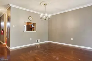 96 Baldwin Ct, Bernards Township, NJ 07920 - Photo 5