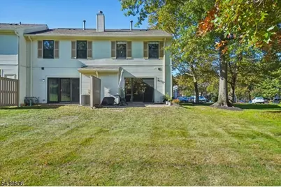 96 Baldwin Ct, Bernards Township, NJ 07920 - Photo 15