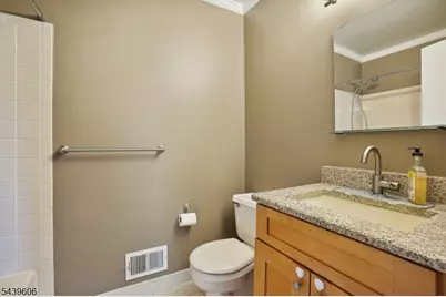 96 Baldwin Ct, Bernards Township, NJ 07920 - Photo 11