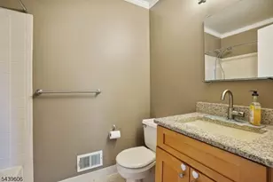 96 Baldwin Ct, Bernards Township, NJ 07920 - Photo 11