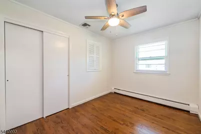 8 Kennedy Dr, Fairfield, NJ 07004 - Photo 15