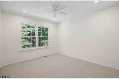 802 Brokaw Ct #B, Bridgewater, NJ 08807 - Photo 11