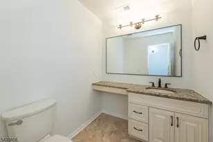 50 Castle Ridge Dr, East Hanover Township, NJ 07936 - Photo 15