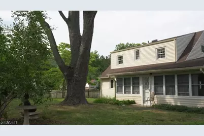 260 Nagle St, Bridgewater, NJ 08805 - Photo 3