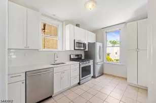 114 Shippen St, Weehawken, NJ 07086 - Photo 5