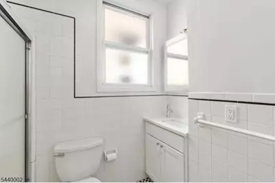 114 Shippen St #2, Weehawken, NJ 07086 - Photo 17