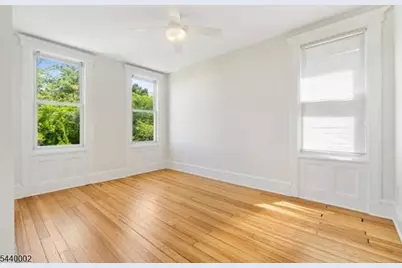 114 Shippen St #2, Weehawken, NJ 07086 - Photo 3