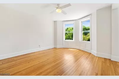 114 Shippen St #2, Weehawken, NJ 07086 - Photo 3