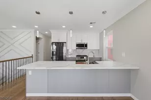 432 S 10th St, Newark, NJ 07103 - Photo 29