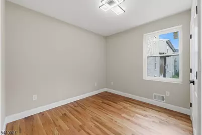 432 S 10th St, Newark, NJ 07103 - Photo 9