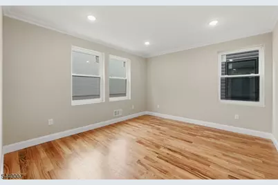 432 S 10th St, Newark, NJ 07103 - Photo 13