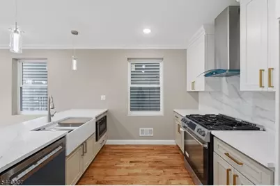 432 S 10th St, Newark, NJ 07103 - Photo 5