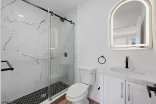 432 S 10th St, Newark, NJ 07103 - Photo 15