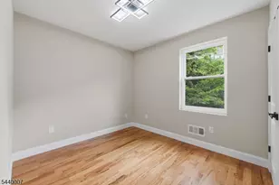 432 S 10th St, Newark, NJ 07103 - Photo 11