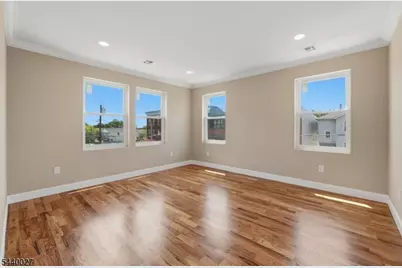438 S 10th St, Newark, NJ 07103 - Photo 37