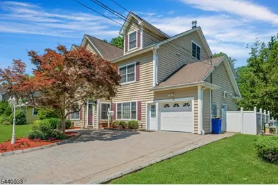 44 Ellers Dr, Chatham, NJ 07928 - Photo 3