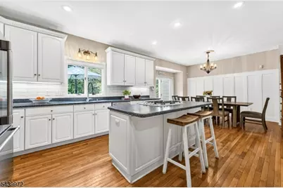 836 Atkinson Cir, Hillsborough Township, NJ 08844 - Photo 15