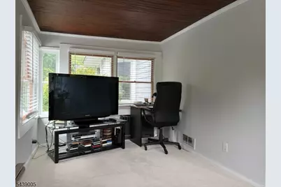 88 Edgemont Rd, Montclair, NJ 07043 - Photo 21