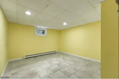 41 Sycamore Ave, Berkeley Heights Township, NJ 07922 - Photo 17