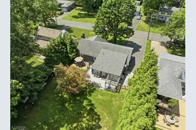 41 Sycamore Ave, Berkeley Heights Township, NJ 07922 - Photo 29