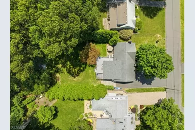 41 Sycamore Ave, Berkeley Heights Township, NJ 07922 - Photo 27