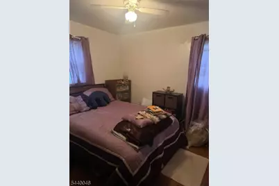 1015 Oak St, Roselle, NJ 07203 - Photo 11