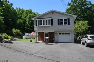 121 Leland Trail, Hopatcong, NJ 07843 - Photo 1